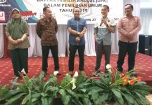 Tak Ada Basa-basi, Langsung Kerja