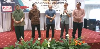 Tak Ada Basa-basi, Langsung Kerja