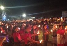 Ribuan Umat Nasrani Pawai Lilin