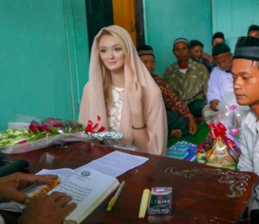 Heboh Pria Magelang Kawini Bule Inggris