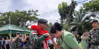 Suasana Haru Penyambutan 450 Personel Yonif RK 644/Wls