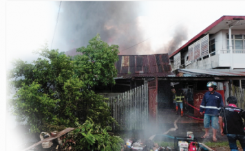 8 Rumah Hangus Dimakan Api