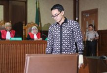 Zumi Zola Terima Vonis 6 Tahun Penjara