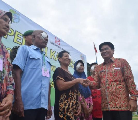 226 Masyarakat Sintang Ikuti Operasi Katarak
