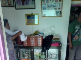 Polsek Pontianak Timur Siaga Banjir Bersama Warga