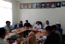 Harga Kelapa Kian Anjlok, Petani Kelapa Datangi Disperindag Kalbar