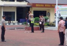Unik, Ada Sesi Pembacaan Kitab Suci di Setiap Apel Pagi di Polres Sanggau