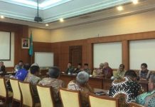 Susun Program Kerja, Kadin Pinta Arahan Gubernur