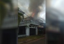 Bangunan Dua Lantai di Komplek Palapa Terbakar