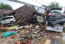 Ratusan Orang Meninggal