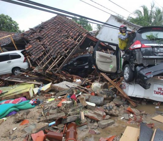 Ratusan Orang Meninggal