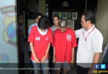 Tommy Cabuli Mawar yang Sedang Setengah Mabuk