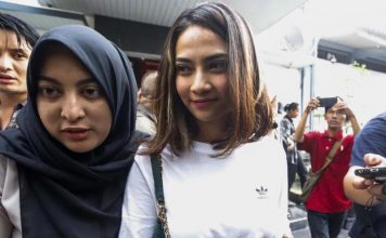 Vanessa Angel Ditipu, Rp20 Juta Melayang