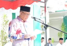 Beri Beasiswa dan Resmikan Asrama Pelajar ADEM di Bengkayang