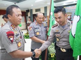 Banyak Ungkap Kasus, Polresta Pontianak Diberi Bendera Jempol