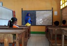 Bawa Sangkur buat Jaga-Jaga jika Ketemu Hewan Liar