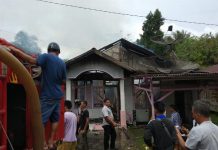 Diduga Arus Pendek Satu Rumah Hangus