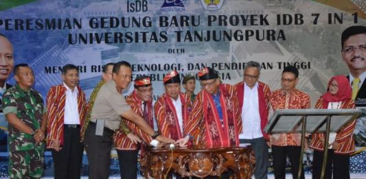 IDB Gelontor Rp2,8 Triliun Proyek 7 in 1