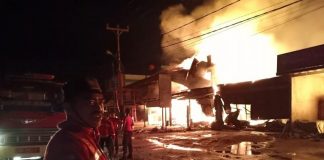 Sintang Membara, 10 Ruko Hangus