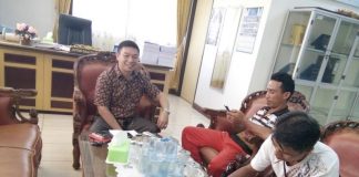 Jalan Berlumpur, Warga Engkudu Ngadu ke Dewan