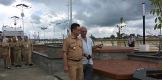 Target Rampung April