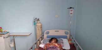 Wanita Asal NTT Terlantar di Puskesmas Entikong