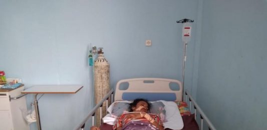 Wanita Asal NTT Terlantar di Puskesmas Entikong