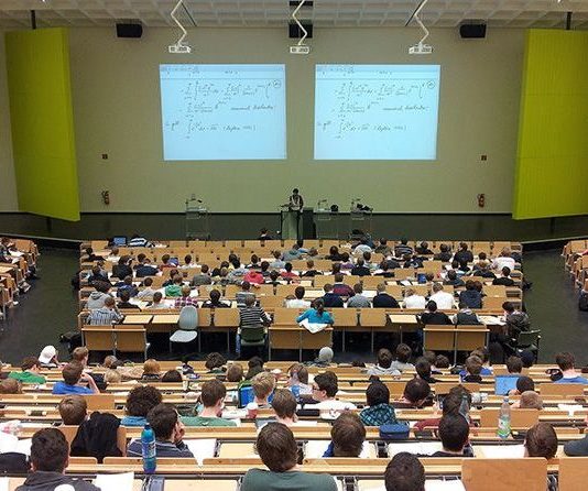 Resmi! RI Stop Program Kuliah Sambil Magang di Taiwan