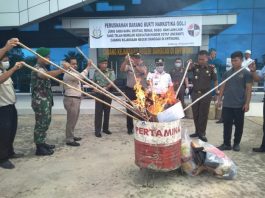 Ratusan Gram Sabu dan Ekstasi Dimusnahkan