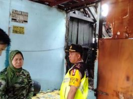 Diduga Gas Bocor, Warung Makan Rumsiah di Kapuas Indah Nyaris Rata Dimakan Api