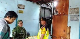 Diduga Gas Bocor, Warung Makan Rumsiah di Kapuas Indah Nyaris Rata Dimakan Api