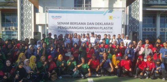 PLN Kalbar Deklarasikan Program Pengurangan Sampah Plastik