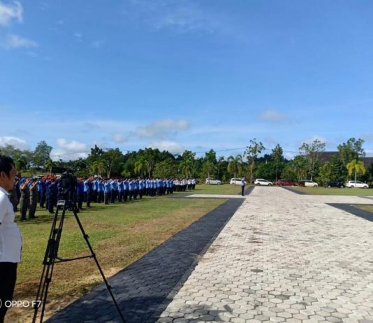 Banyak Telat Hadir Apel HUT Pemprov, Aloysius Soroti Kedisiplinan ASN