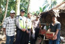 Nek Ramlah Semringah Dapat Bantuan dari Polsek Kakap