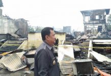 Bupati Tinjau Lokasi Kebakaran di Pasar Merdeka Putussibau