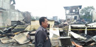 Bupati Tinjau Lokasi Kebakaran di Pasar Merdeka Putussibau