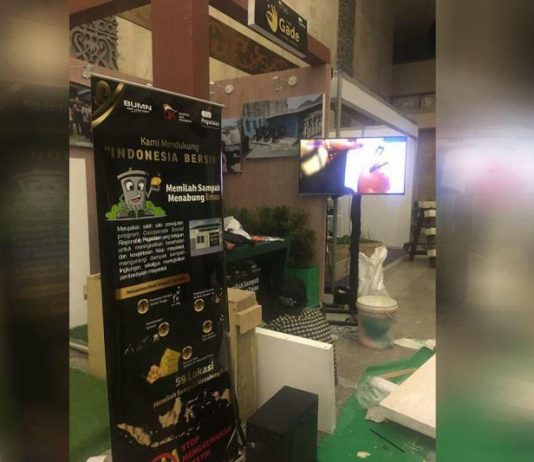 Emas Mulia di Balik Sampah