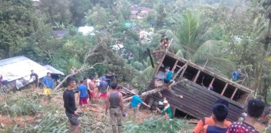 Tiga Anak Tewas Tertimbun Tanah