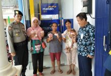 Polisi Kawal Penyaluran PKH Sekadau
