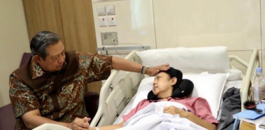 Ani Yudhoyono Derita Kanker Darah