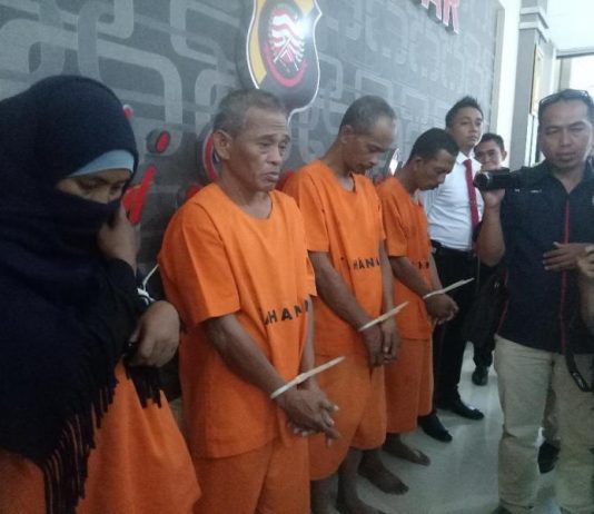 Beli Petai dengan Upal, Kembaliannya Uang Asli