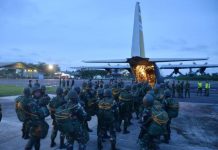 Tingkatkan Kemampuan, Prajurit TNI AU Latihan Terjun