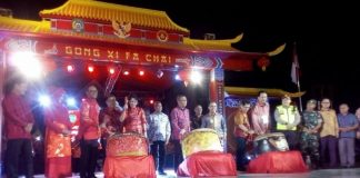 Gubernur Buka Festival Imlek dan Cap Go Meh Singkawang
