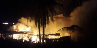 Di Tengah Gerimis, Kebakaran Kembali Landa Sintang