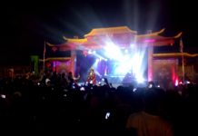 Artis Fitri Carlina Hibur Singkawang