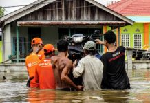 Banjir Di Landak dan Ngabang, Rumah Zakat Gelontorkan Bantuan