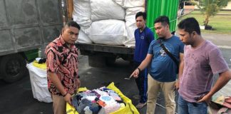 Dua Truk Lelong Malaysia Diamankan Polres Bengkayang