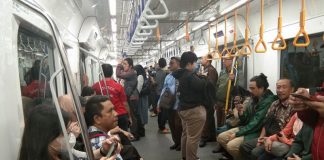 Peron Penumpang 18 Meter di Bawah Tanah