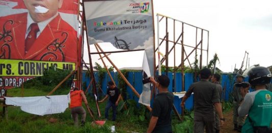 Ratusan APK Dibongkar Petugas