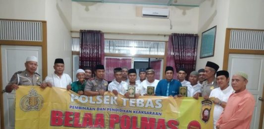 Membumikan Alquran, Polisi Ikut Jadi Guru Mengaji